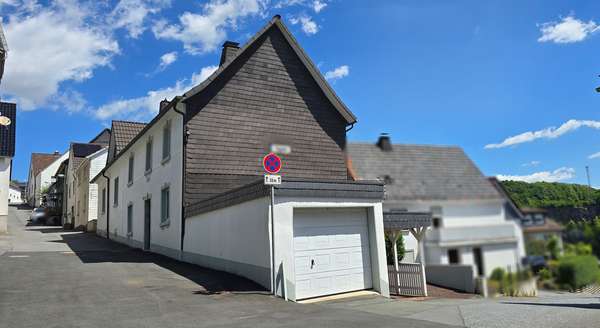 Zweifamilienhaus in 59581 Warstein mit 172m² kaufen