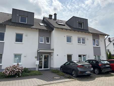 Frontansicht Frontansicht - Etagenwohnung in 59505 Bad Sassendorf mit 78m² kaufen