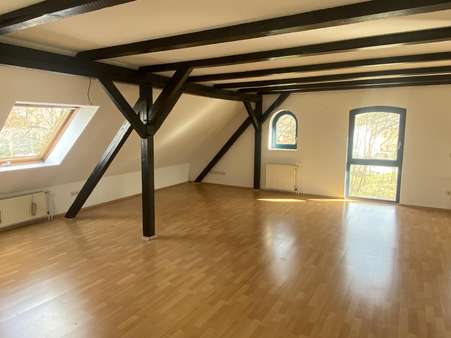 Wohnzimmer - Dachgeschosswohnung in 59494 Soest mit 74m² kaufen