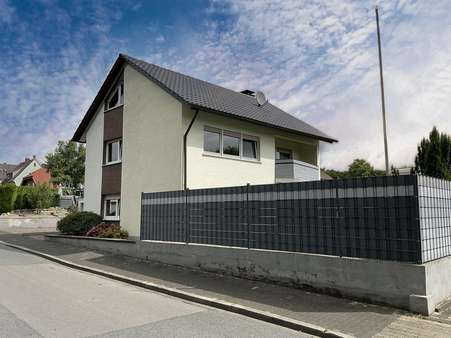 Rück-/Seitenansicht Rück-/Seitenansicht - Einfamilienhaus in 58739 Wickede mit 114m² kaufen