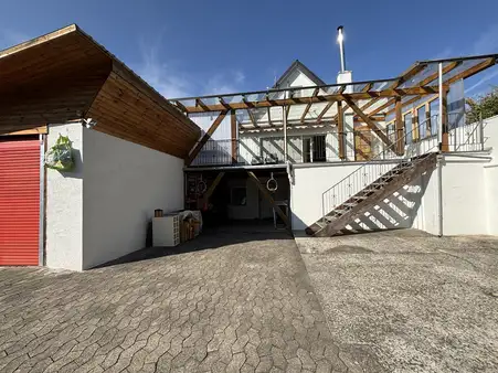 Familienhaus in Lippstadt mit Sauna, überdachte Terrasse und großem Garten