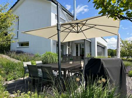 Blick auf die Terrassen Blick auf die Terrassen - Einfamilienhaus in 59519 Möhnesee mit 162m² kaufen