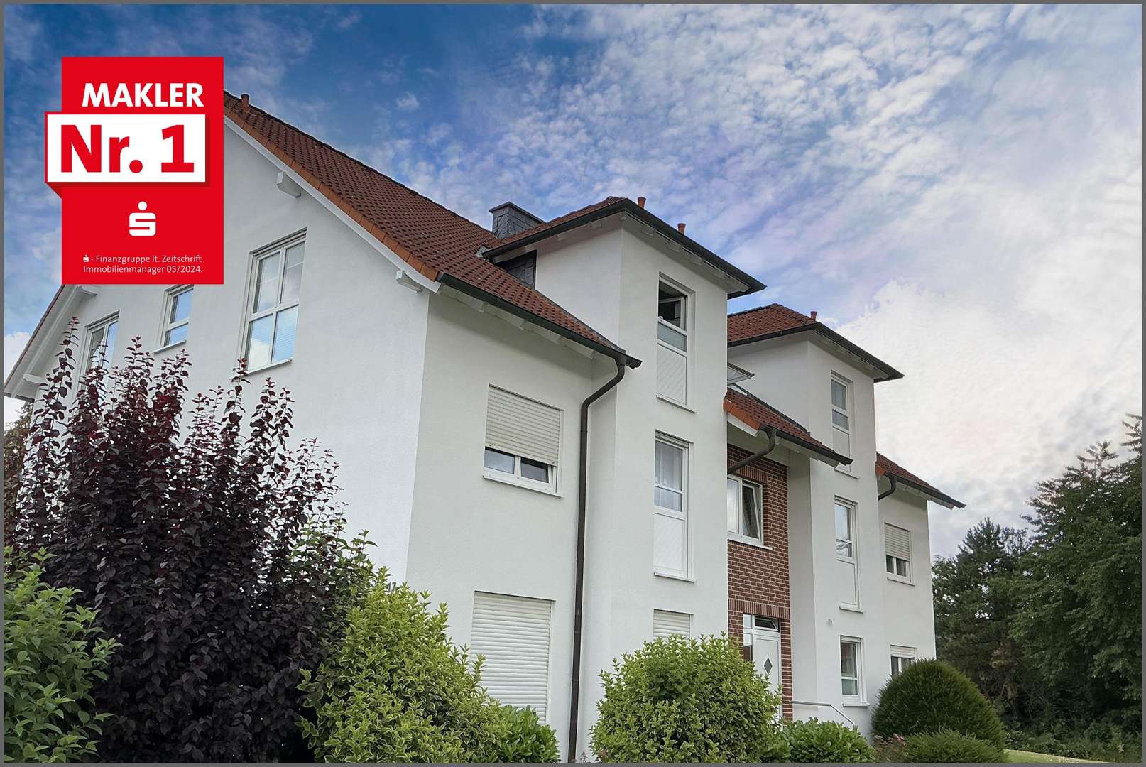 Vorder-/Seitenansicht - Dachgeschosswohnung in 59505 Bad Sassendorf mit 94m² kaufen
