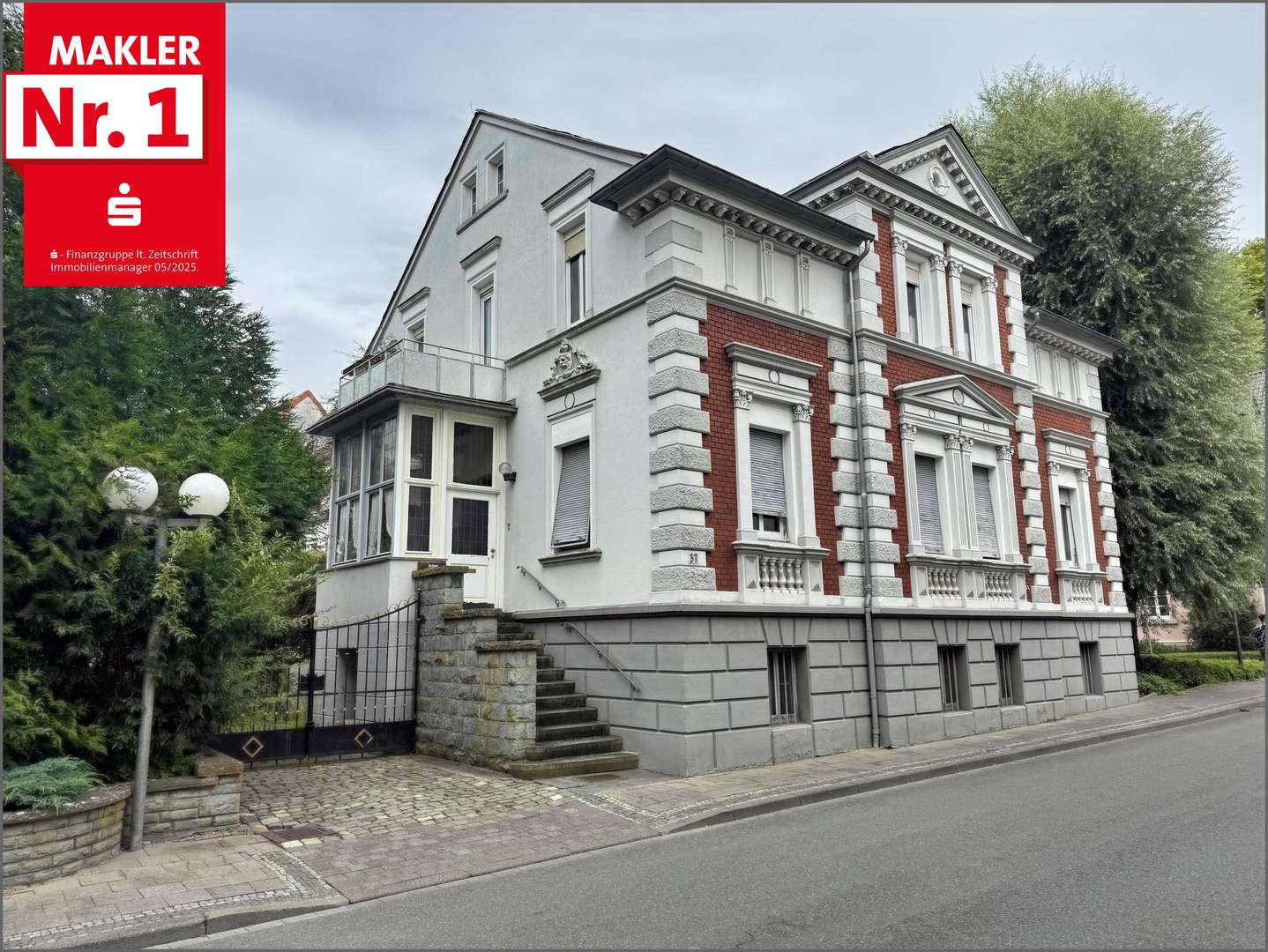Außenansicht Außenansicht - Villa in 59555 Lippstadt mit 240m² kaufen