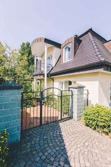 Villa in 59609 Anröchte mit 375m² kaufen