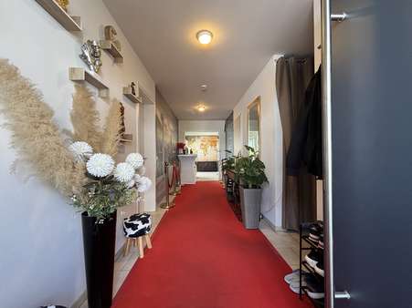 Eingangsflur - Bungalow in 59556 Lippstadt mit 140m² kaufen