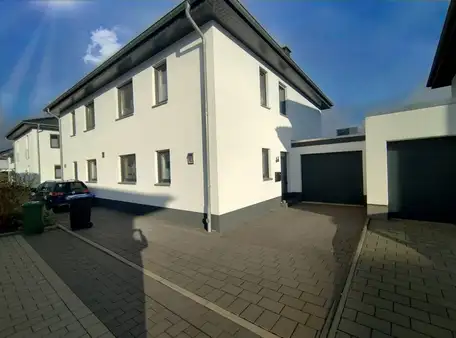 Soest - Neubau einer Doppelhaushälfte - Erstbezug - inkl. Garage und Terrasse