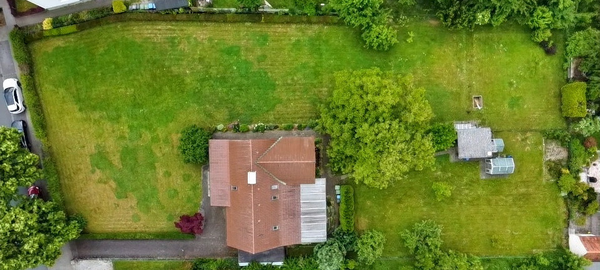 Luftbild Gesamtgrundstück Draufsicht Luftbild Gesamtgrundstück Draufsicht - Grundstück in 59494 Soest mit 2552m² kaufen