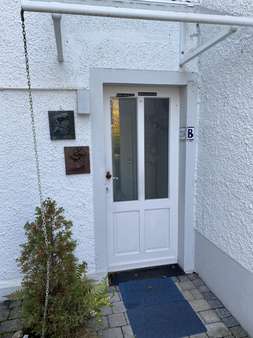 Hauseingang Wohnung OG bzw. EG Hauseingang Wohnung OG bzw. EG - Doppelhaushälfte in 59494 Soest mit 152m² kaufen