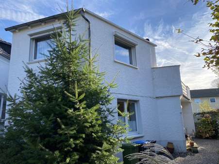 Seitenansicht "Doppelhaushälfte" oder 2 Eigentumswohnungen Seitenansicht "Doppelhaushälfte" oder 2 Eigentumswohnungen - Doppelhaushälfte in 59494 Soest mit 152m² kaufen