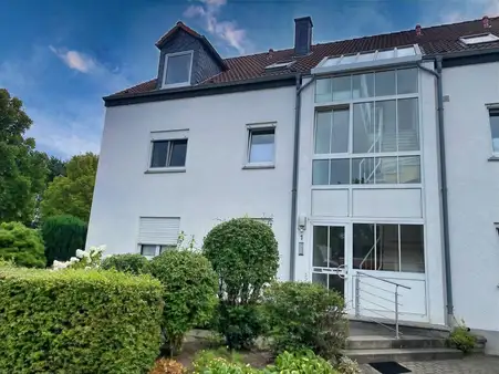 Einfach Schick - 2 - Zimmer - Eigentumswohnung mit Blick ins Grüne samt Carport im Soester - Westen