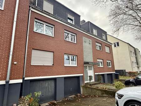 Außenansicht Außenansicht - Etagenwohnung in 59557 Lippstadt mit 75m² kaufen