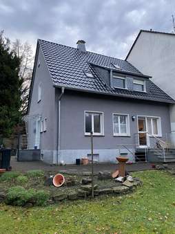 Gartenansicht - Reihenendhaus in 44319 Dortmund mit 130m² günstig kaufen