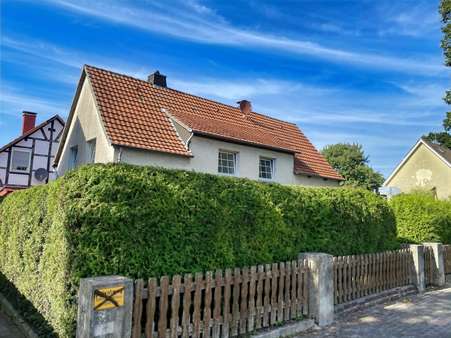 Straßenansicht  - Zweifamilienhaus in 59494 Soest mit 163m² kaufen