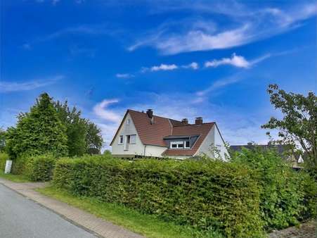 Straßenansicht - Doppelhaushälfte in 59494 Soest mit 114m² kaufen