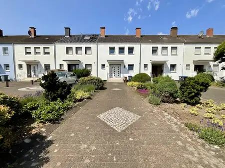 Platz für Ihre Familie: Reihenmittelhaus mit schönem Garten und Garage in Lippstadt-Süd
