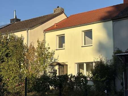 Vorderansicht Vorderansicht - Reihenmittelhaus in 59457 Werl mit 101m² kaufen