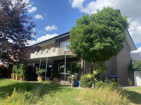 Gartenansicht - Zweifamilienhaus in 59510 Lippetal mit 240m² kaufen