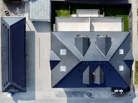 Schöner Wohnen in Bad Waldliesborn: Tolle Neubauwohnung mit großem Balkon und Carport 