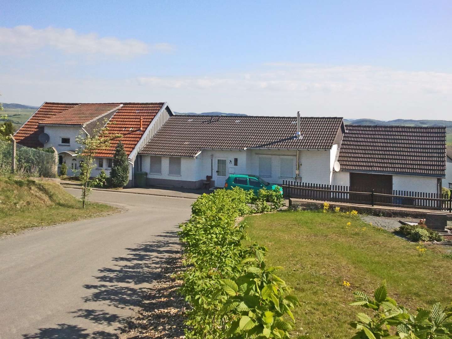 3051035a Ansicht - Zweifamilienhaus in 35108 Allendorf mit 142m² als Kapitalanlage kaufen