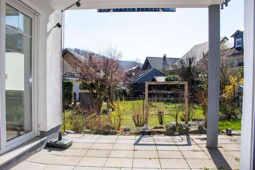 3025114d1 Terrasse mit Aussicht - Einfamilienhaus in 59929 Brilon mit 130m² kaufen