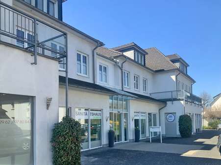 3053035c Ansicht - Mehrfamilienhaus in 59939 Olsberg mit 250m² kaufen