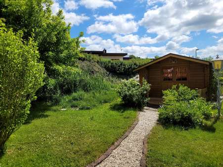 Garten mit Gartenhütte - Etagenwohnung in 59964 Medebach mit 52m² kaufen