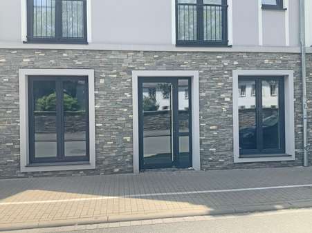 3067065c Eingang - Büro in 59929 Brilon mit 141m² kaufen