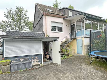3072075b Rückansicht 3072075b Rückansicht - Einfamilienhaus in 59929 Brilon mit 155m² kaufen