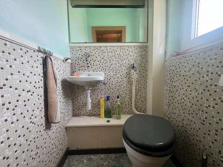 Gäste-WC - Doppelhaushälfte in 45891 Gelsenkirchen mit 80m² kaufen