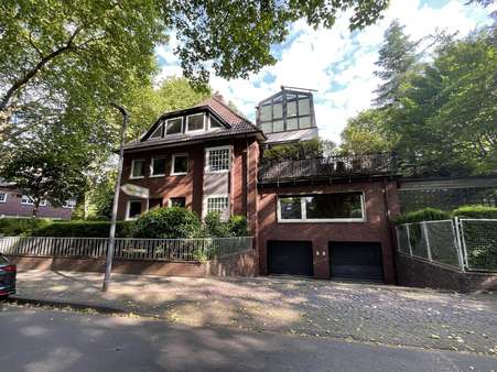 Ansicht von der Zeppelinallee - Zweifamilienhaus in 45883 Gelsenkirchen mit 380m² kaufen