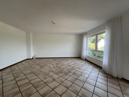 GROßZÜGIGE EIGENTUMSWOHNUNG MIT BLICK AUF DIE RUNGENBERGHALDE IN GELSENKIRCHEN-BECKHAUSEN!
