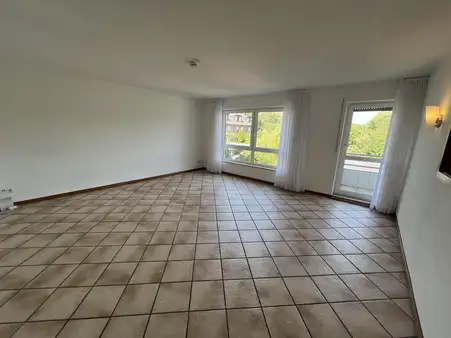 GROßZÜGIGE EIGENTUMSWOHNUNG MIT BLICK AUF DIE RUNGENBERGHALDE IN GELSENKIRCHEN-BECKHAUSEN!
