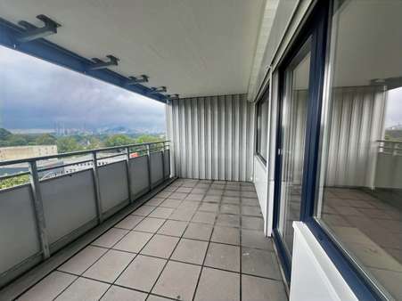 Balkon - Etagenwohnung in 45894 Gelsenkirchen mit 93m² kaufen