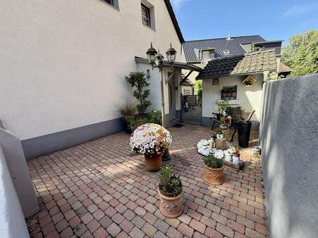 Schöner Hauseingang Schöner Hauseingang - Einfamilienhaus in 45964 Gladbeck mit 140m² kaufen