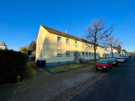 ruhige Wohnlage in Schultendorf - Mehrfamilienhaus in 45966 Gladbeck mit 283m² günstig kaufen