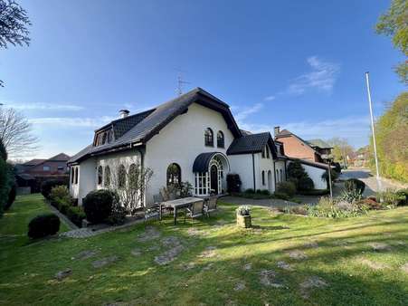 Gefragte und ruhige Wohnlage Gefragte und ruhige Wohnlage - Einfamilienhaus in 45964 Gladbeck mit 307m² kaufen