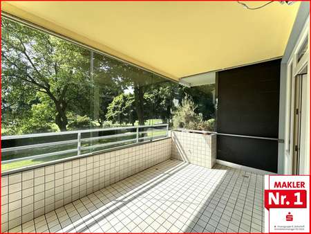 Loggia mit Glasschiebe-Elementen Bild 1 Loggia mit Glasschiebe-Elementen Bild 1 - Erdgeschosswohnung in 46236 Bottrop mit 88m² kaufen