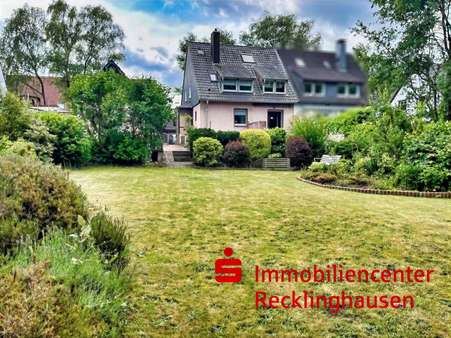 Rückseite des Hauses Rückseite des Hauses - Doppelhaushälfte in 44803 Bochum mit 110m² kaufen
