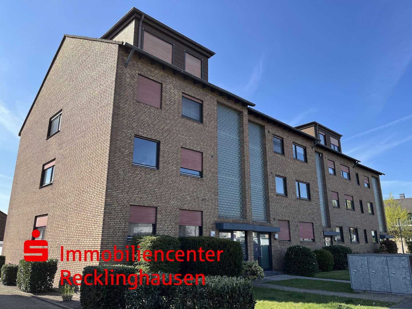 Straßenansicht - Etagenwohnung in 45663 Recklinghausen mit 86m² kaufen