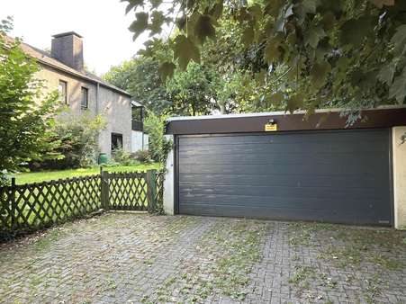 Die Doppelgarage Die Doppelgarage - Einfamilienhaus in 45663 Recklinghausen mit 174m² kaufen