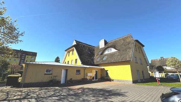 Die Vorderansicht - Mehrfamilienhaus in 18374 Zingst mit 816m² kaufen