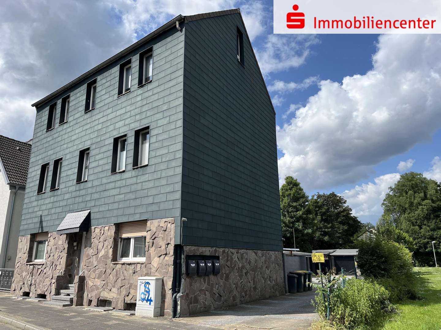 Mehrfamilienhaus in 45699 Herten mit 320m² als Kapitalanlage kaufen