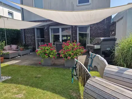 Freistehendes Einfamilienhaus im Stadtvillenstil
