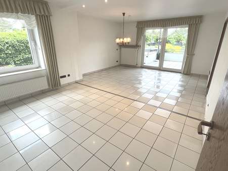 Das große Wohnzimmer - Erdgeschosswohnung in 45721 Haltern am See mit 129m² kaufen