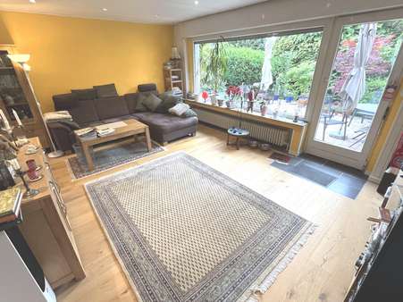 Das geräumige Wohnzimmer - Zweifamilienhaus in 45665 Recklinghausen mit 135m² kaufen
