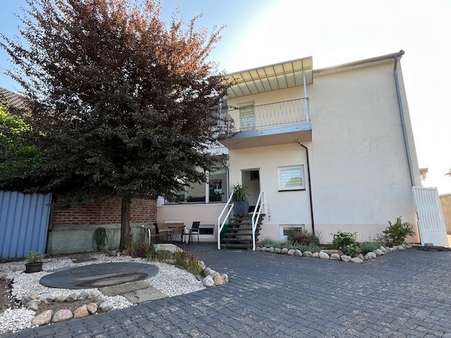 Rückansicht Rückansicht - Zweifamilienhaus in 46282 Dorsten mit 152m² kaufen