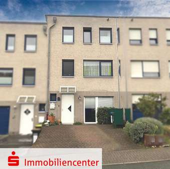Die Straßenansicht - Reihenmittelhaus in 45657 Recklinghausen mit 111m² kaufen