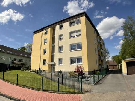 Hausansicht - Etagenwohnung in 45711 Datteln mit 79m² kaufen