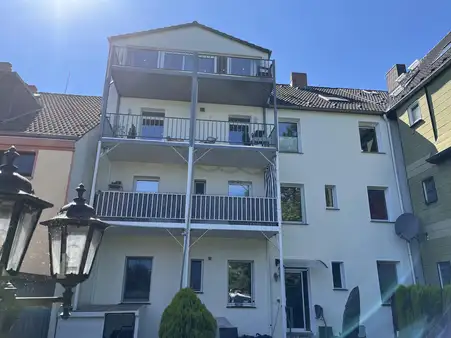 Ein seltenes Juwel über den Dächern der Stadt 
Maisonette-Eigentumswohnung mit 2 Balkonen & Gartenanteil in RE - Nord